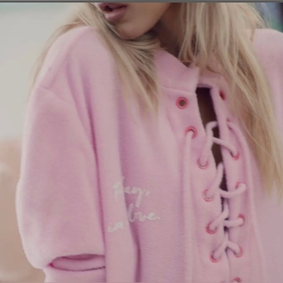 Revolve Daydream Nation Friday I’m in Love Top in Cotton Candy Size XL NWT - Picture 4 of 12